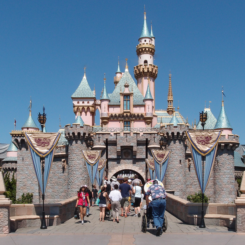 disneyland-park-california-01
